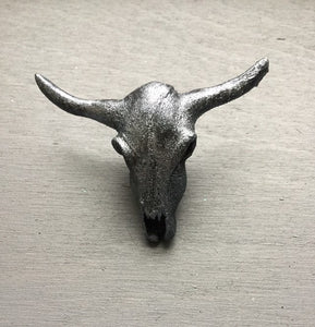 Bull skull pin